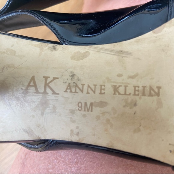 Anne Klein Patent Leather Heels - Picture 6 of 7
